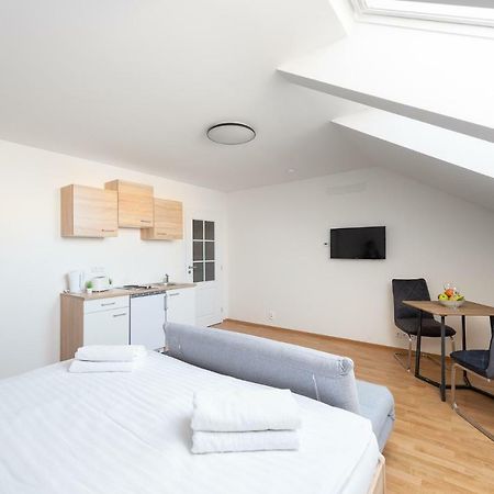 Ferdinand Apartment Прага Экстерьер фото
