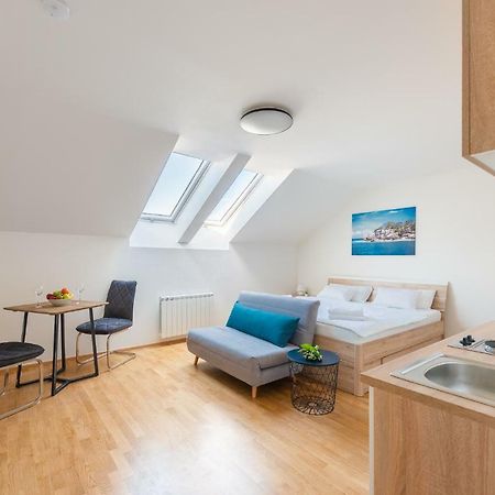 Ferdinand Apartment Прага Экстерьер фото